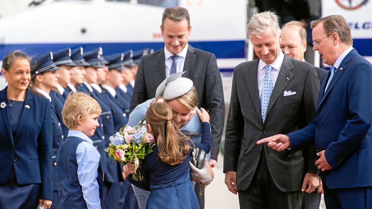 Gemeinsam mit Ministerpräsident Bodo Ramelow (Linke) und seiner Frau Germana Alberti vom Hofe besichtige man Schloss Friedenstein in Gotha, die Gedenkstätte Buchenwald und das Bauhaus-Museum sowie das Neue Museum in Weimar.