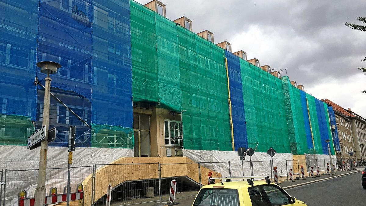 Die Hochschulgebäude an der Coudraystraße werden endlich saniert.