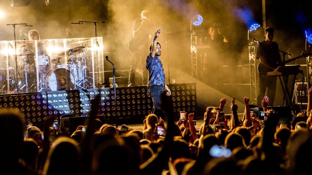 Max Giesinger verzauberte die Besucher im Nordhäuser Gehege und sorgte für ein unvergessliches Konzert. Foto: Christoph Keil