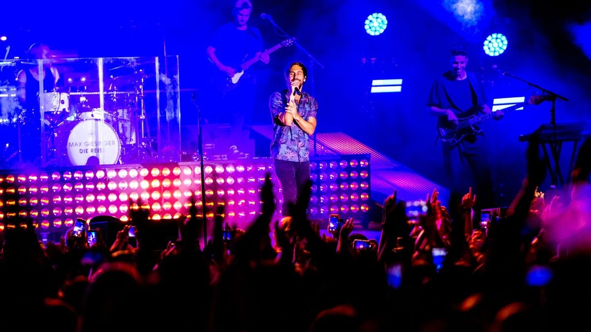 Max Giesinger verzauberte die Besucher im Nordhäuser Gehege und sorgte für ein unvergessliches Konzert. Foto: Christoph Keil