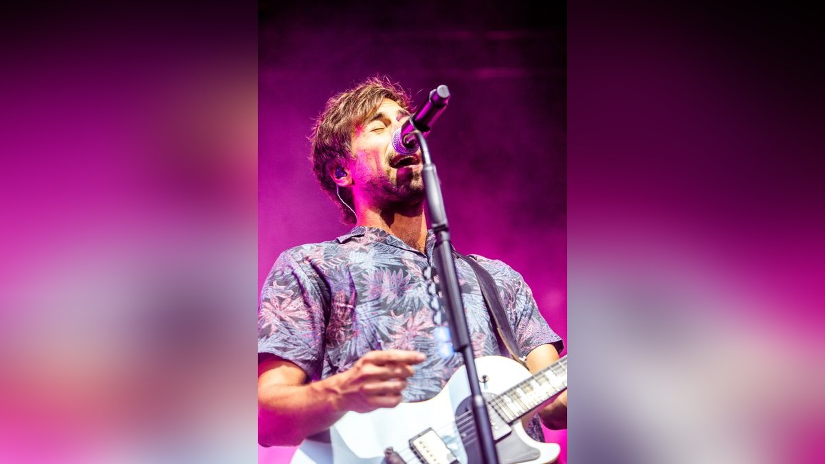 Max Giesinger verzauberte die Besucher im Nordhäuser Gehege und sorgte für ein unvergessliches Konzert. Foto: Christoph Keil