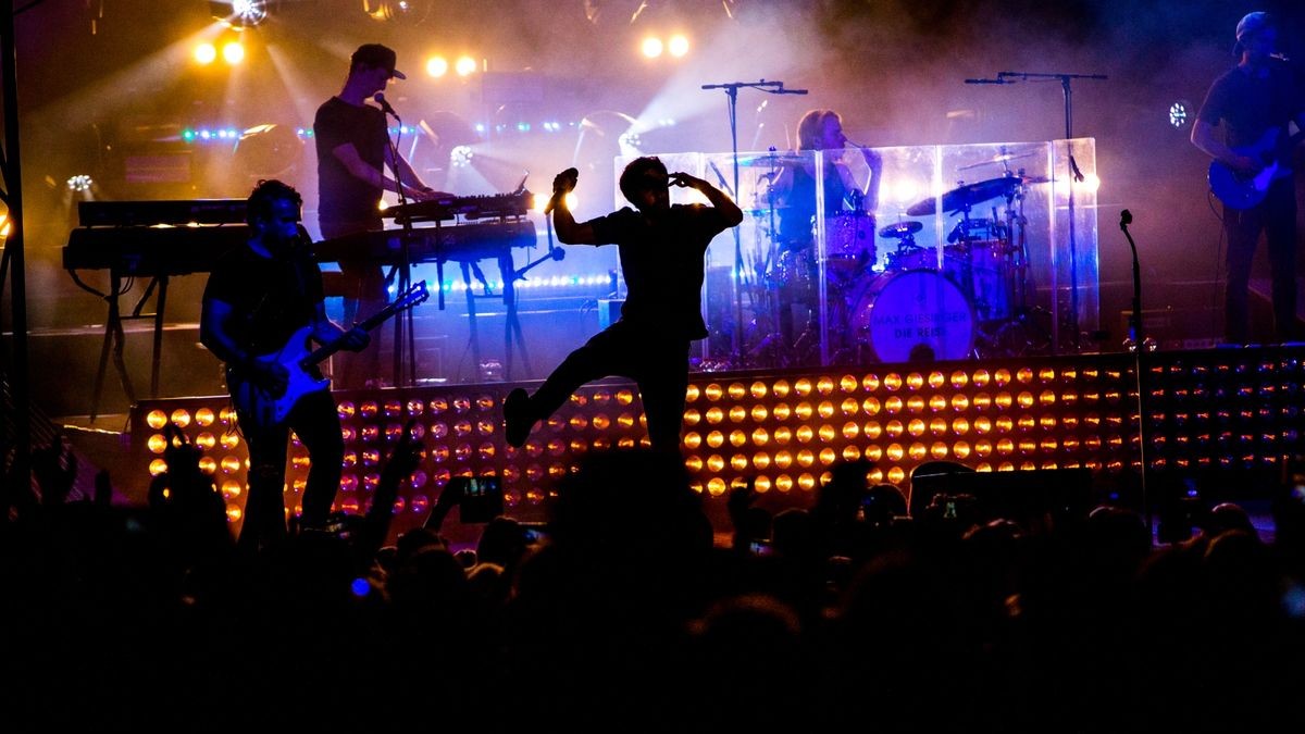 Max Giesinger verzauberte die Besucher im Nordhäuser Gehege und sorgte für ein unvergessliches Konzert. Foto: Christoph Keil