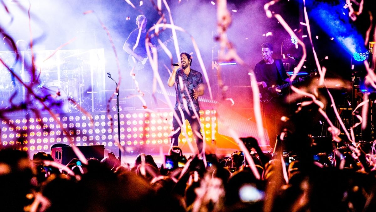 Max Giesinger verzauberte die Besucher im Nordhäuser Gehege und sorgte für ein unvergessliches Konzert. Foto: Christoph Keil