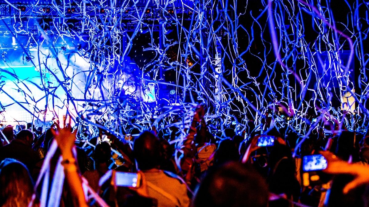 Max Giesinger verzauberte die Besucher im Nordhäuser Gehege und sorgte für ein unvergessliches Konzert. Foto: Christoph Keil