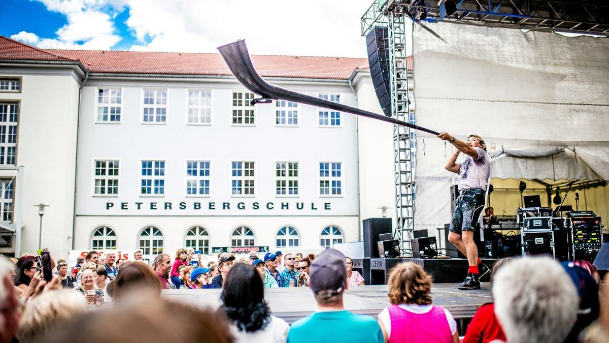 23. EVN Fest auf dem Nordhäuser Petersberg: Tausende Gäste besuchten am Sonntagnachmittag und -abend die Veranstaltung.