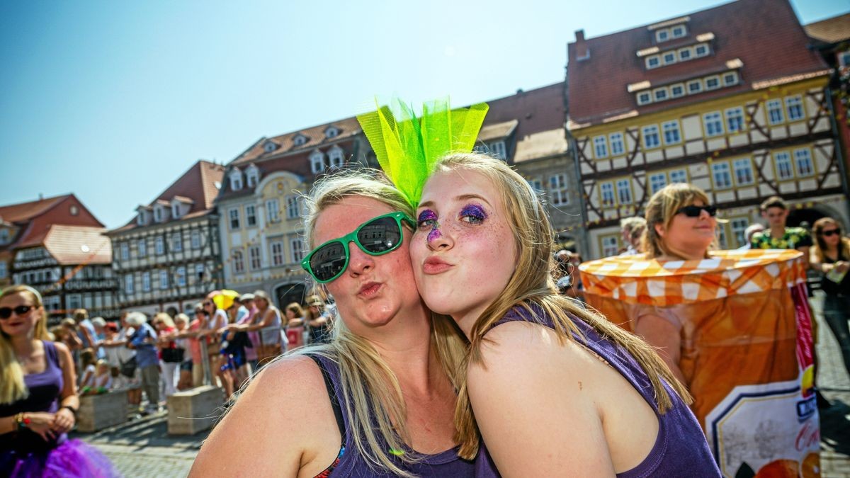 25/08/2019 - Mühlhausen: Umzug zur 142. Mühlhäuser Stadtkirmes / Vogteier Platz (