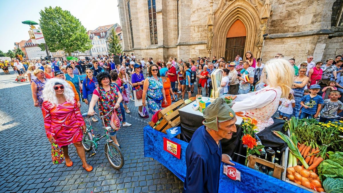 25/08/2019 - Mühlhausen: Umzug zur 142. Mühlhäuser Stadtkirmes / Aktivistenring 2 (