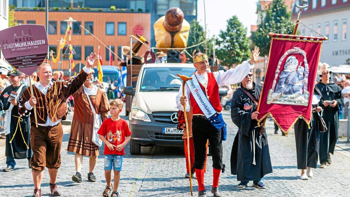 25/08/2019 - Mühlhausen: Umzug zur 142. Mühlhäuser Stadtkirmes / Am Kruchenplan (