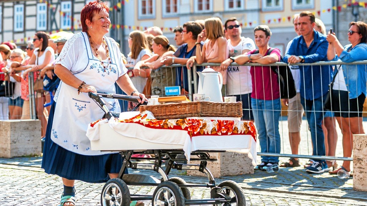 25/08/2019 - Mühlhausen: Umzug zur 142. Mühlhäuser Stadtkirmes / Mittelstraße (