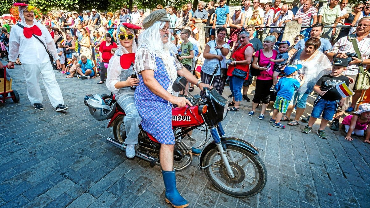 25/08/2019 - Mühlhausen: Umzug zur 142. Mühlhäuser Stadtkirmes / Zöllnersgasse (