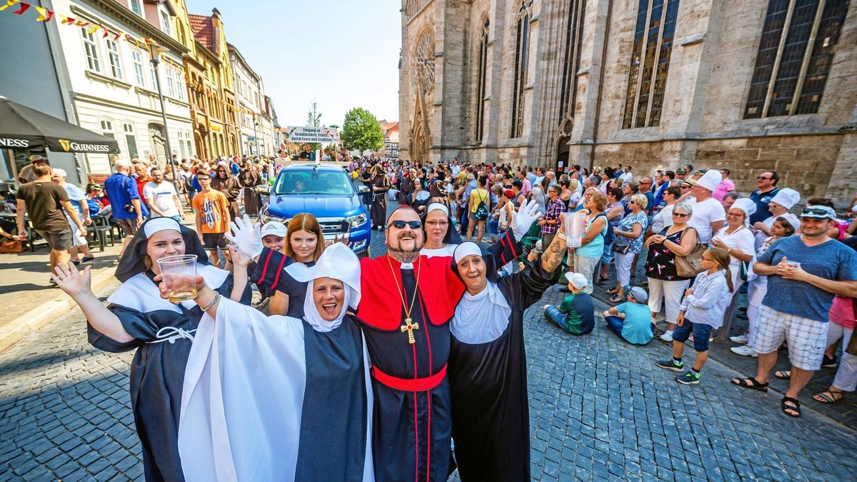 25/08/2019 - Mühlhausen: Umzug zur 142. Mühlhäuser Stadtkirmes / Viktoriastraße (