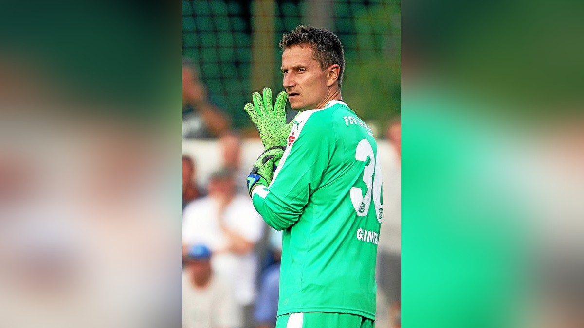 Bedient: Keeper Jan Glinker.