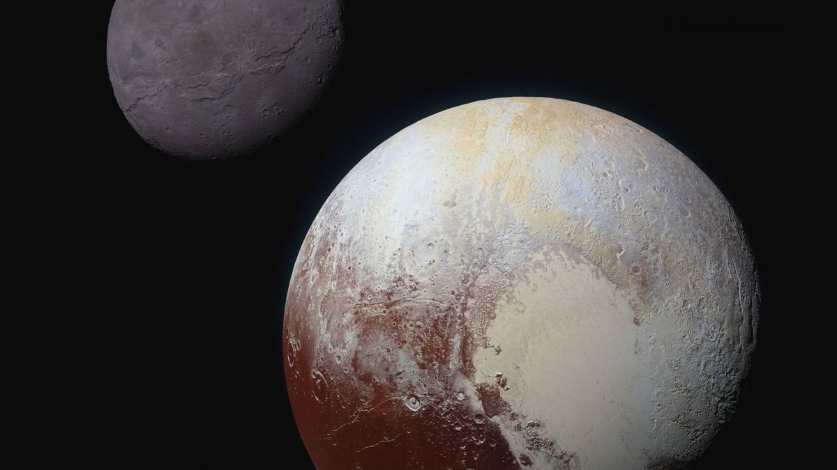 Um den Zwergplaneten Pluto kreist ein ungewöhnlich großer Begleitmond. Charons Durchmesser (links im Bild) ist nur etwas kleiner als der von Pluto.