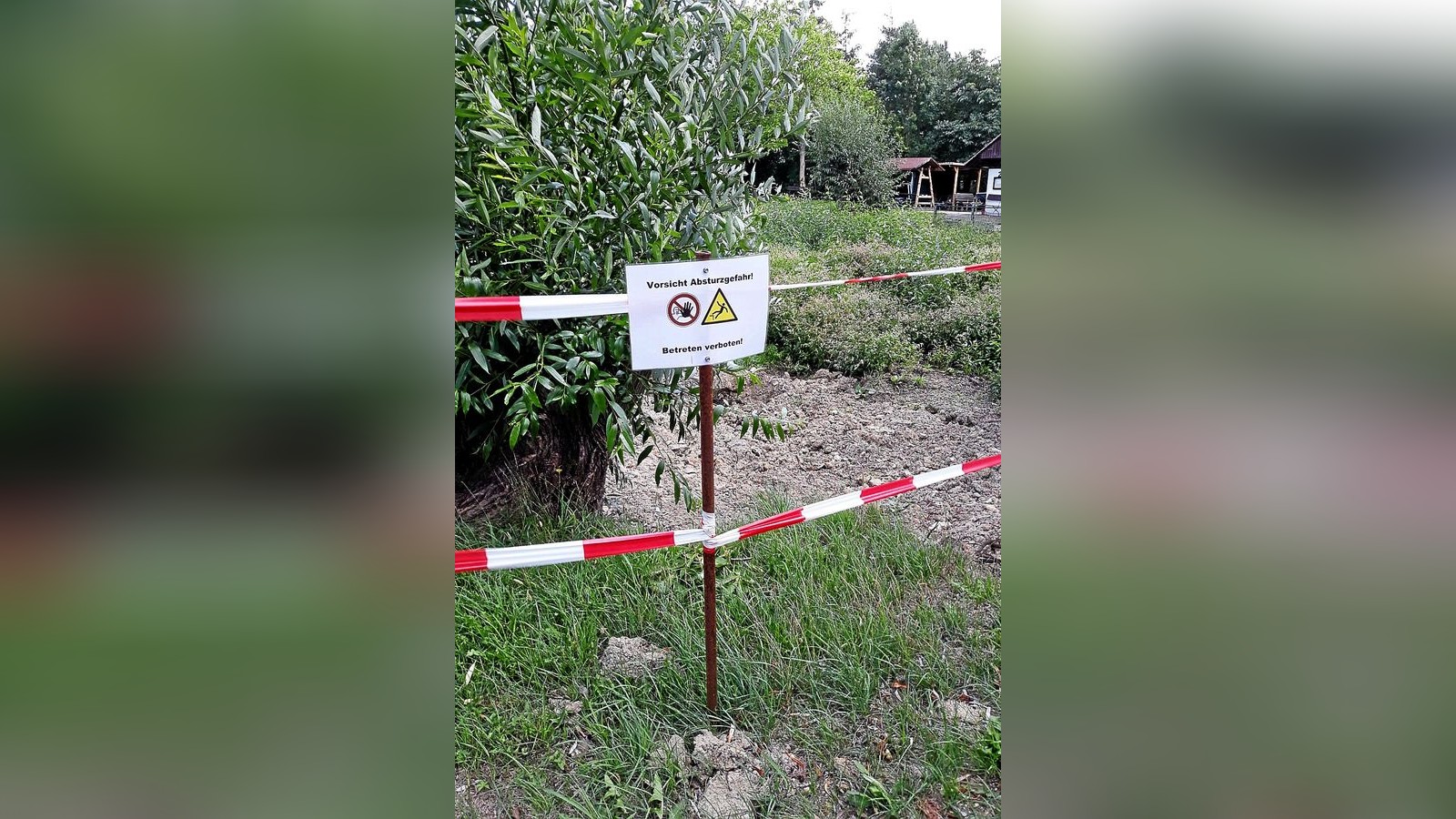 Schlamm im Trenkelhofer Teich ist noch zu feucht