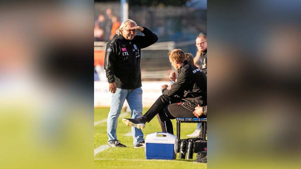 Wacker-Trainer Heiko Scholz blickt auf eine tolle Zeit beim 1. FC Lok zurück. Leipzigs Hauptsponsor ETL hatte er gleich nach Nordhausen mitgebracht.