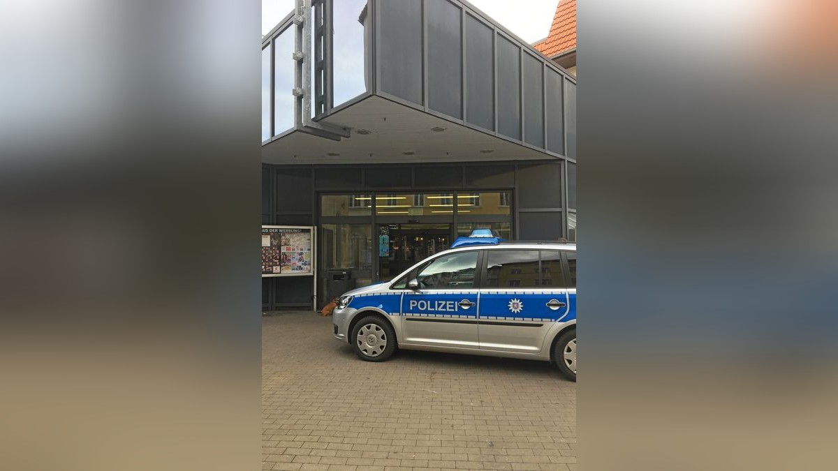 Polizeieinsatz am Freitag im Kaufland Apolda.