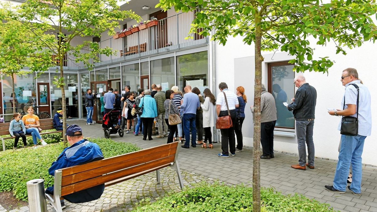 Sonntag ist es soweit: die Landtagswahl in Thüringen. Doch Achtung, an diesem Tag ticken die Uhren anders. Und das sollte der geneigte Wähler am frühen Morgen auf keinen Fall vergessen. Symbolfoto: Marco Schmidt