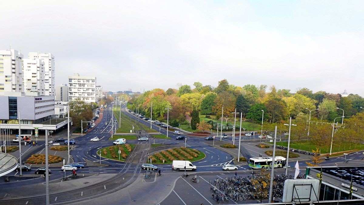 Der Park Viewegs Garten am Hauptbahnhof soll landschaftsplanerisch umgestaltet werden.