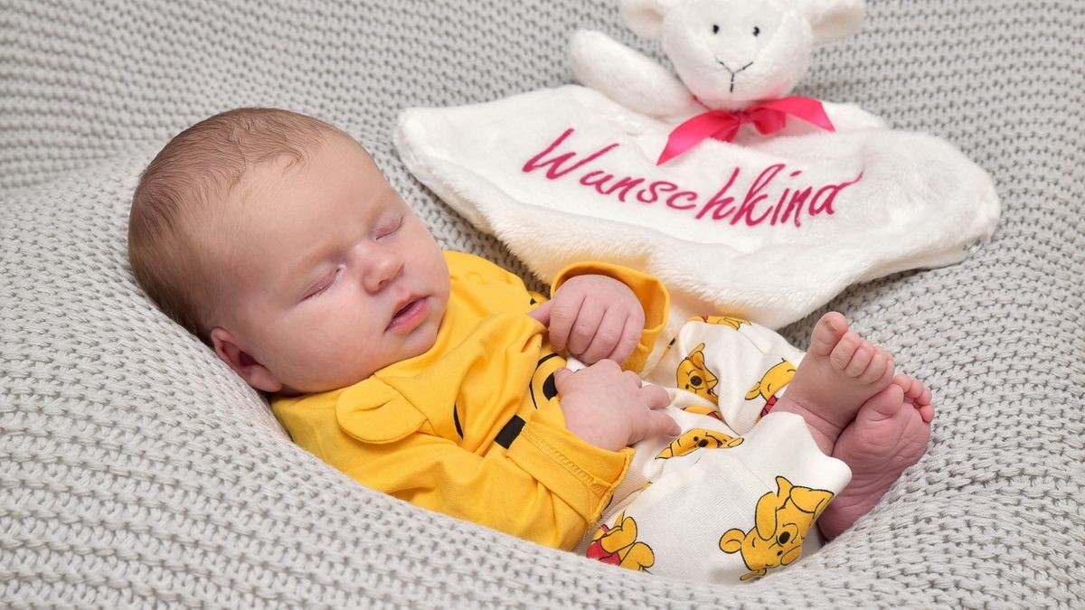 Denise Knetsch geboren am 21.9.2019 Uhrzeit: 1.36 Uhr Gewicht: 3760 Gramm Größe: 53 Zentimeter Eltern:Yvonne Knetsch und Andreas Westermann Ort: Rockhausen Alle Babys wurden in den Ilm-Kreis-Kliniken Arnstadt geboren. Die Fotos stammen von First Moment Chemnitz.