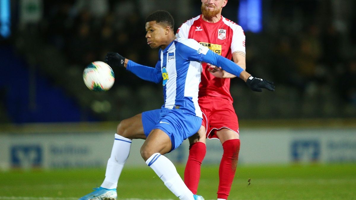 Durch ein 0:0 bei der zweiten Mannschaft von Hertha BSC Berlin hat sich der FC Rot-Weiß Erfurt einen Punkt in der Regionalliga erkämpft.