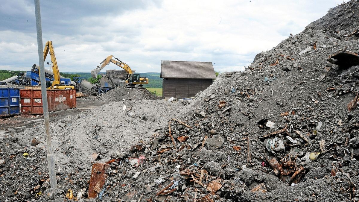 Auf der Deponie Mihla wird Schlackeasche aus Müllverbrennungsanlagen aufgearbeitet.