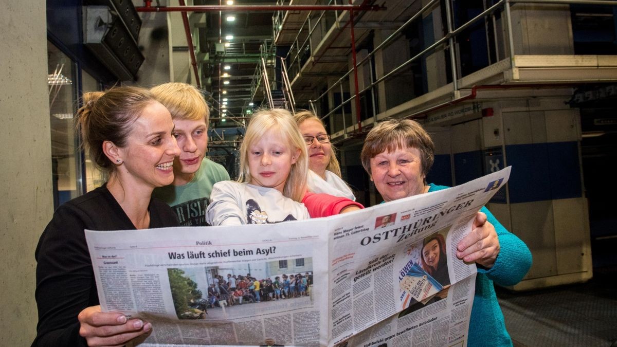 Das Interesse an der Erstellung der Tageszeitung und der Onlineangebote ist bei Jung und Alt groß.