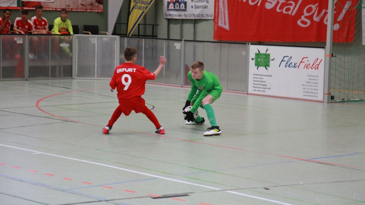 Allianz-Cup, Bundesligaturnier bei Eintracht Sondershausen spielte unter anderem Bayern München, RB Leipzig, 1899 Hoffenheim, Werder Bremen, Hertha BSC Berlin, Union Berlin, Dynamo Dresden, 1. FC Magdeburg, Hallescher FC, Rot-Weiß Erfurt, Hannover 96 und Eintracht Sondershausen.