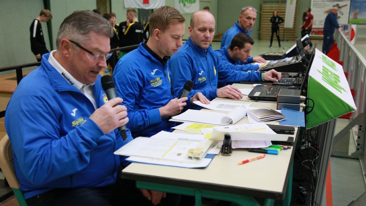 Allianz-Cup, Bundesligaturnier bei Eintracht Sondershausen spielte unter anderem Bayern München, RB Leipzig, 1899 Hoffenheim, Werder Bremen, Hertha BSC Berlin, Union Berlin, Dynamo Dresden, 1. FC Magdeburg, Hallescher FC, Rot-Weiß Erfurt, Hannover 96 und Eintracht Sondershausen.