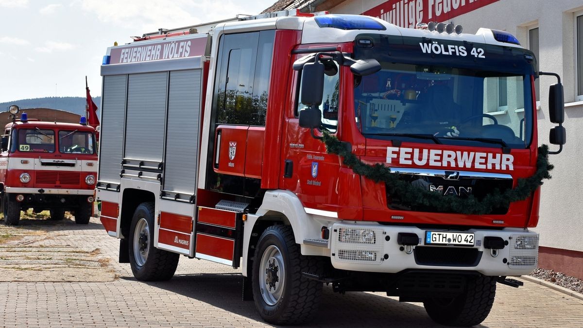 Erst im September des vergangenen Jahres hatten die Wölfiser ihr neues Löschgruppenfahrzeug in Dienst gestellt, das auch beim Einsatz am Samstag gebraucht wurde.