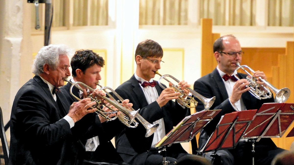 Ludwig Güttler (links) wird erst im Herbst zu seinem Konzert nach Mühlhausen kommen.