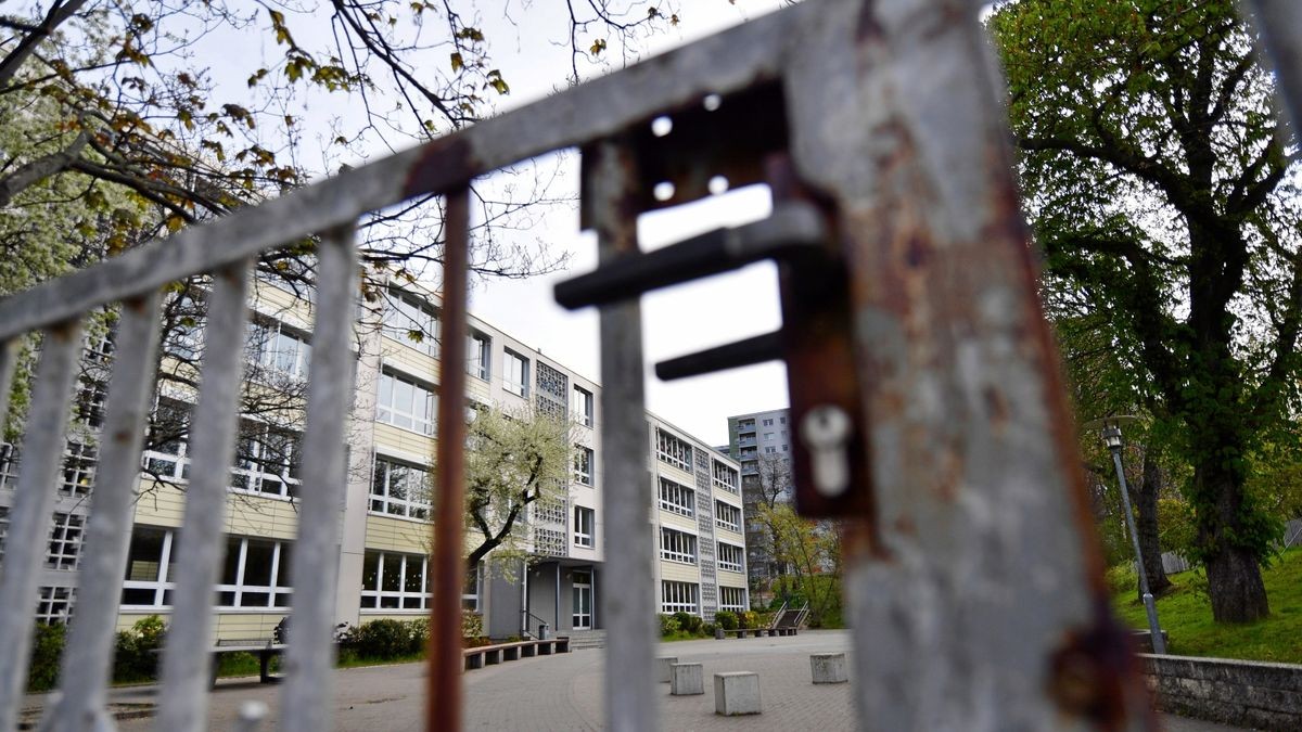 Ab dem 27. April sollen sich die Türen der Thüringer Schulen langsam wieder öffnen. (Symbolbild)