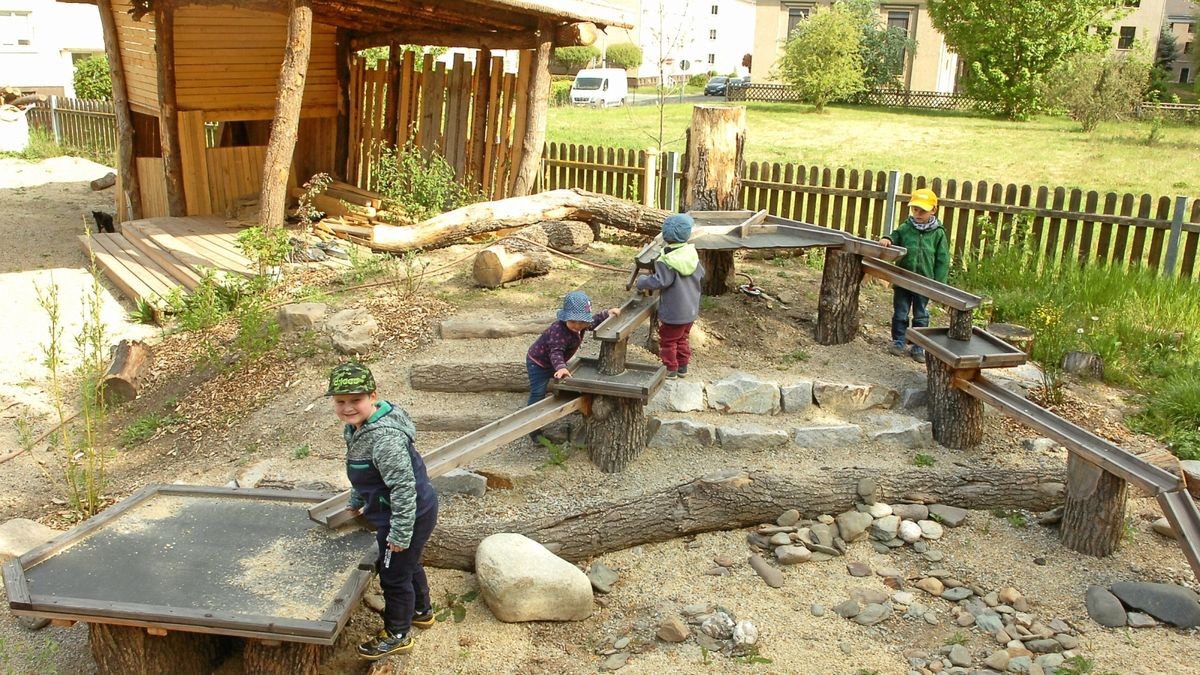 Der neue Spielplatz der Integrativen Kindertageseinrichtung „Am Eichwald