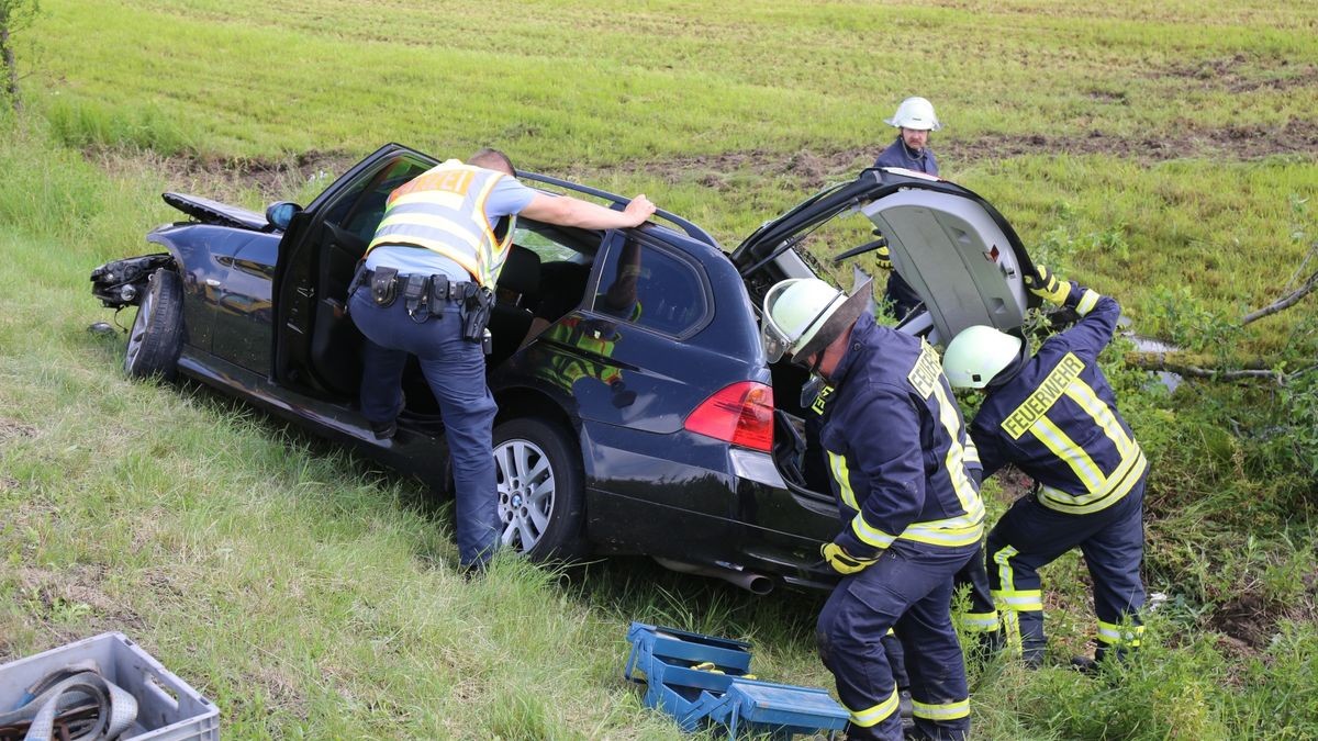 Auf der Ortsumgehungsstraße zwischen Pörmitz und Dittersdorf im Saale-Orla-Kreis kam es am Donnerstag zu einem schweren Verkehrsunfall.