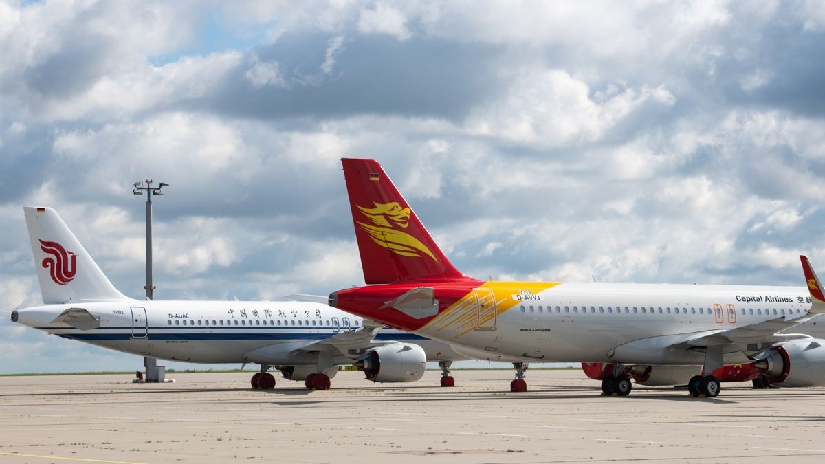 Mit der Aufhebung der Reisewarnung startete am Donnerstag der touristische Flugverkehr vom Flughafen Erfurt-Weimar mit einem Flug der Corendon Airlines nach Rhodos.