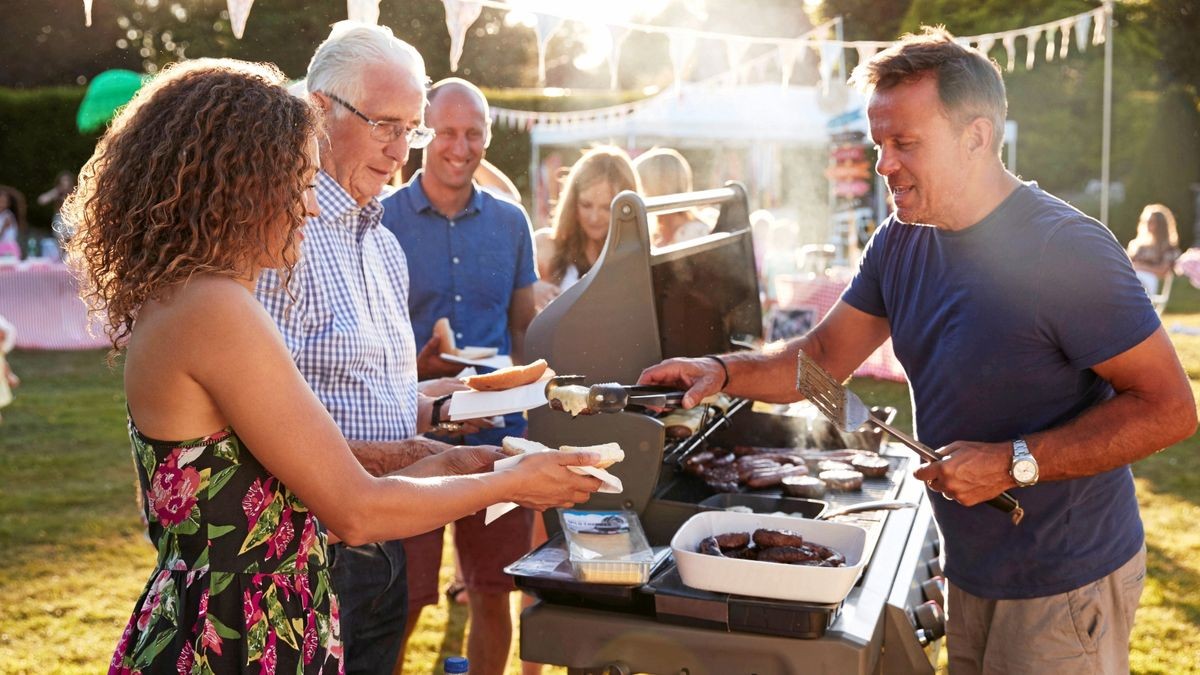 Mit der neuen Grundverordnung mildert die Thüringer Landesregierung u.a. Auflagen für Familienfeiern.