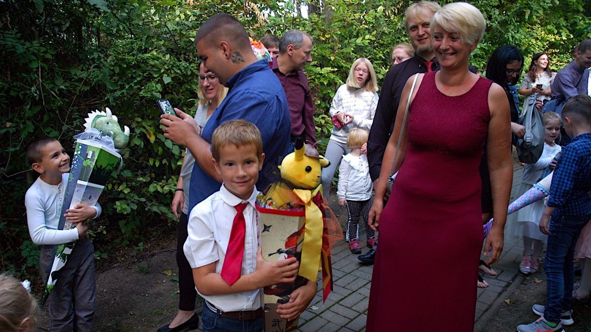 Die jetzt eingeschulten Abc-Schützen haben als erste die Chance, bei planmäßigem Verlauf des Projektes ihr letztes von vier Grundschuljahren im Neubau am Siedlerweg zu erleben. 