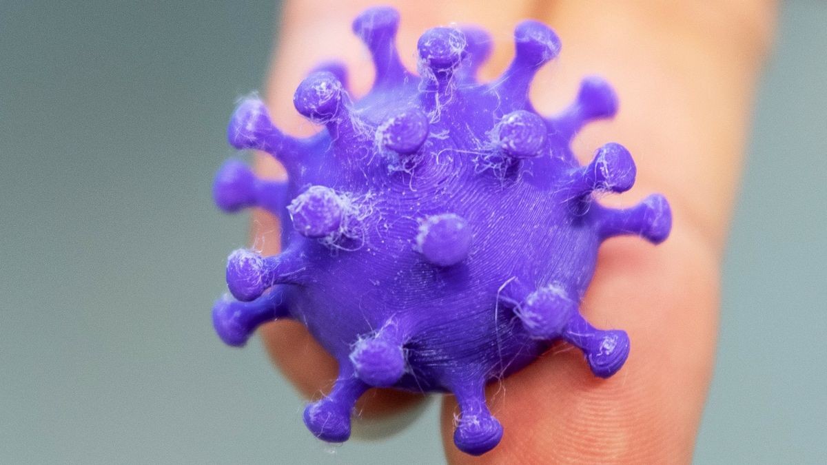 Ein 3D-Druck von einem Coronavirus.