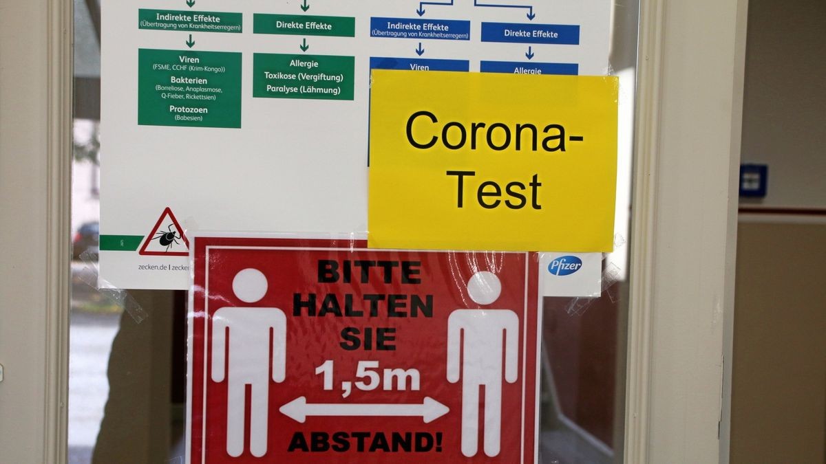 Seit Pandemiebeginn ist in Erfurt bei 423 Menschen das Coronavirus nachgewiesen worden.