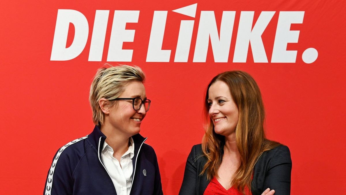 Probelauf in Sömmerda: Die Vorsitzendenkandidatinnen Susanne Hennig-Wellsow (l.) und Janine Wissler auf dem Linke-Landesparteitag in Sömmerda.