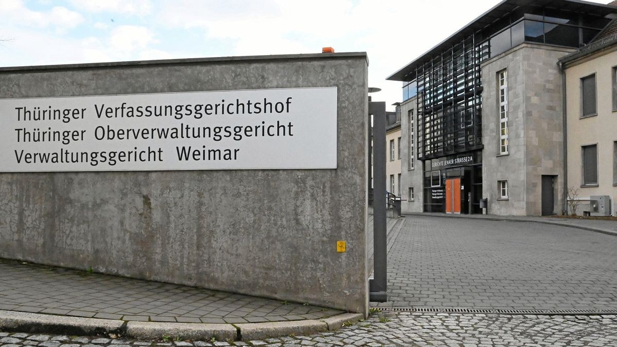 Mehrere Unternehmer streben Entscheidungen des Thüringer Oberverwaltungsgerichts über die Rechtmäßigkeit des Lockdown im Freistaat an.