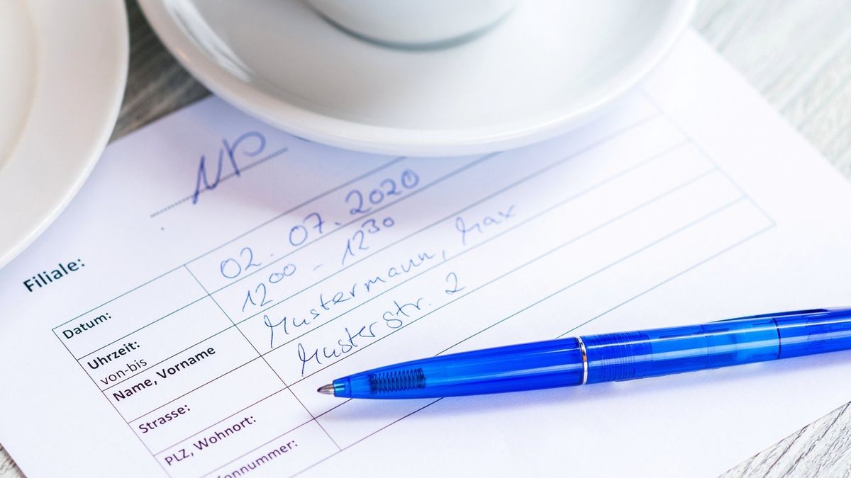 Zettelwirtschaft: Ein Anmeldungsformular in einem Café (Symbolfoto). 