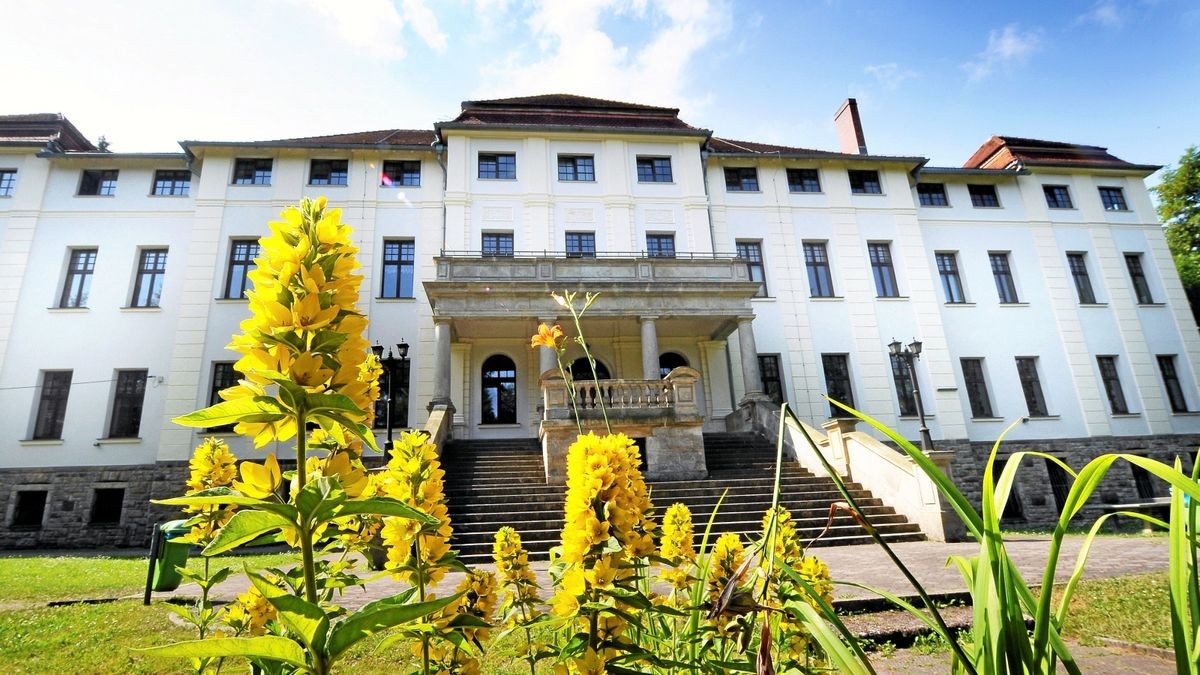 An der Goetheschule Ilmenau wurden nach einem weiteren Coronafall zahlreiche Schüler und Lehrer unter Quarantäne gestellt.