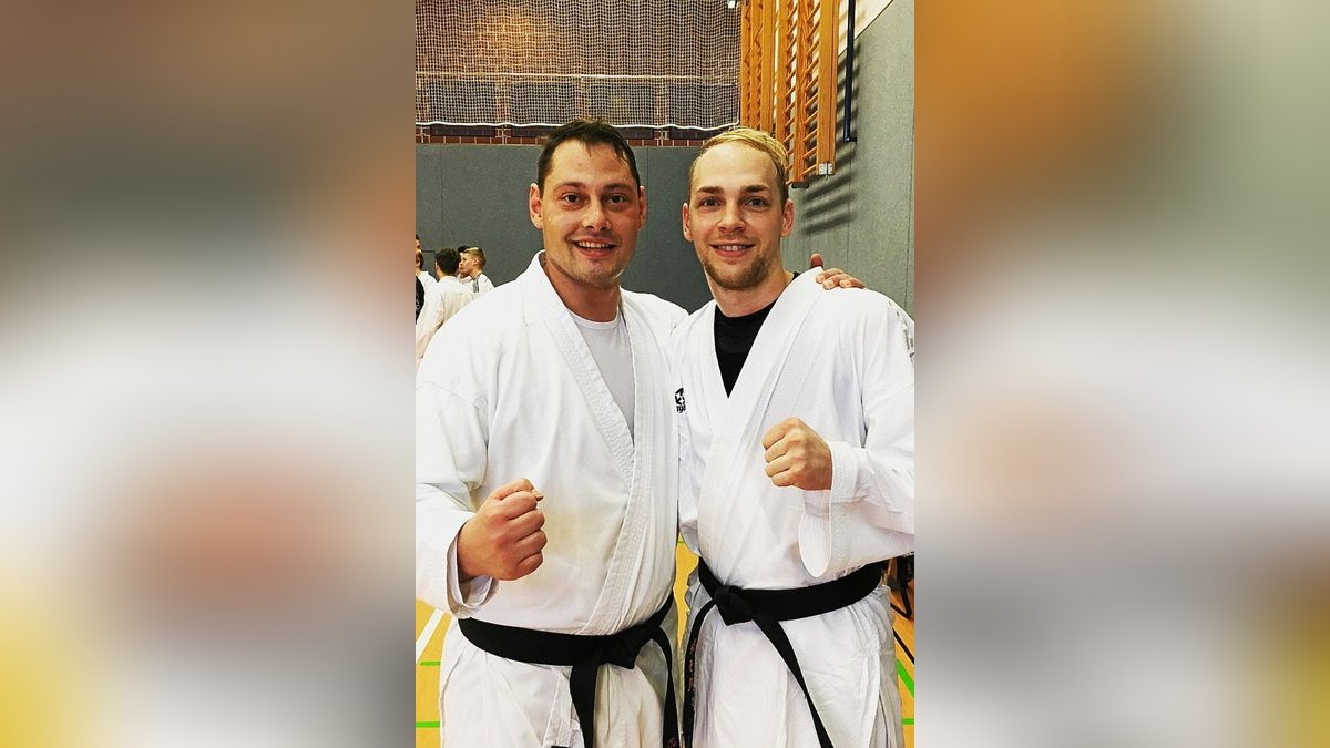 Hofft auf baldige sportliche Normalität: Peter Friedensohn (links), Karate-Trainer bei Ken Budo Heiligenstadt, hier gemeinsam mit Schüler-Landeskader-Trainer Noah Bitsch.