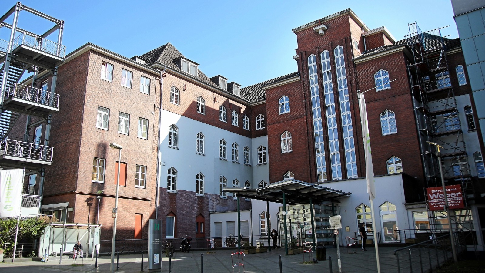 Helios St. Elisabeth Klinik Oberhausen Rezensionen Corona-Ausbruch in Helios St. Elisabeth Klinik Oberhausen