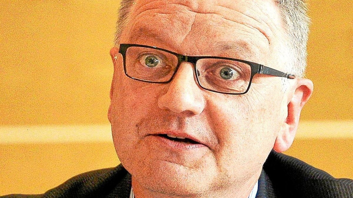 Der Vorsitzende des Thüringer Lehrerverbandes Rolf Busch ist erleichtert über die Schließung der Schulen. Mediengruppe Thüringen