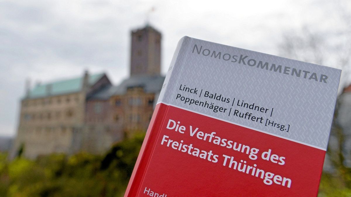 Linke, SPD, Grüne und die CDU haben sich auf Eckpunkte zur geplanten Änderung der Thüringer Verfassung verständigt. Die Verfassung wurde 1993 auf der Wartburg verabschiedet.