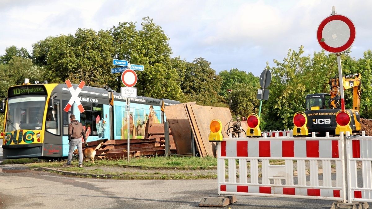 Baustelle am Schurzfell in Nordhausen Neue Leitungen und Kabel