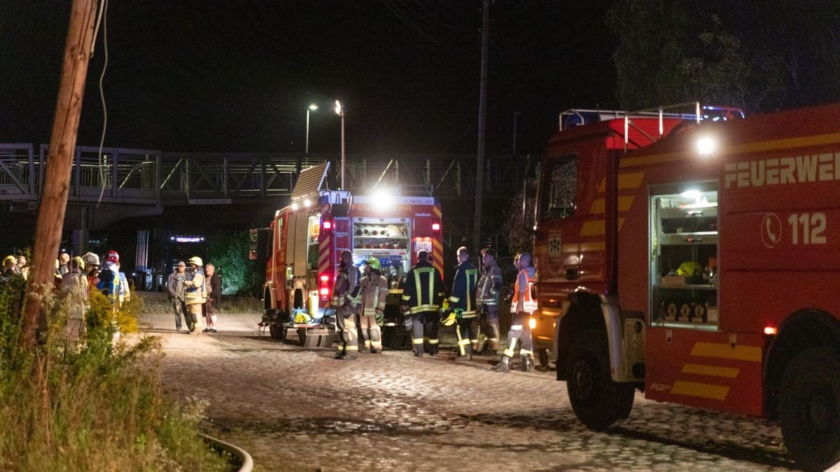 Die Polizei ermittelt zur Brandursache.