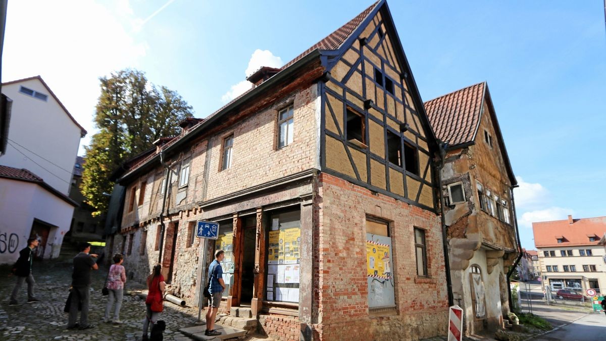 Pößneck: Die Altstadtecke Marienplatz/Obere Johannisgasse verlangt Geduld