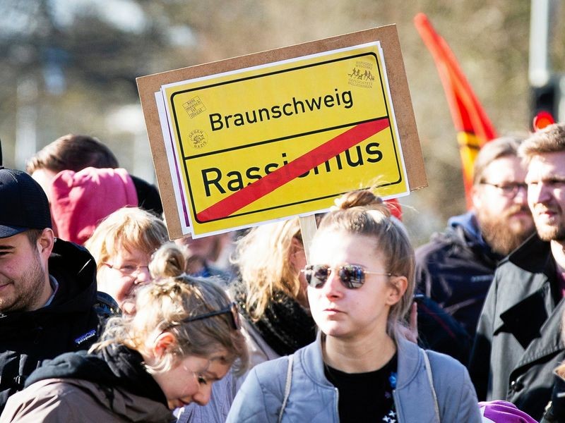 VHS Braunschweig will neue Antidiskriminierungsstelle betreiben